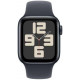 Apple Watch SE 2. Generation (2024, GPS, 40 mm) Smartwatch mit Aluminiumgehäuse in Mitternacht und Sportarmband in Mitternacht (M/L)