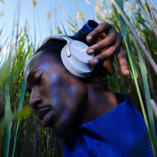 Bose QuietComfort Ultra - Kabellose Kopfhörer mit Geräuschunterdrückung und räumlichem Audio (White Smoke)